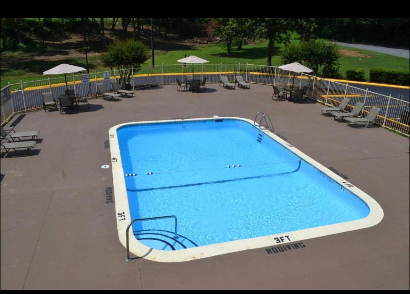 High Point Arcadia Inn Экстерьер фото